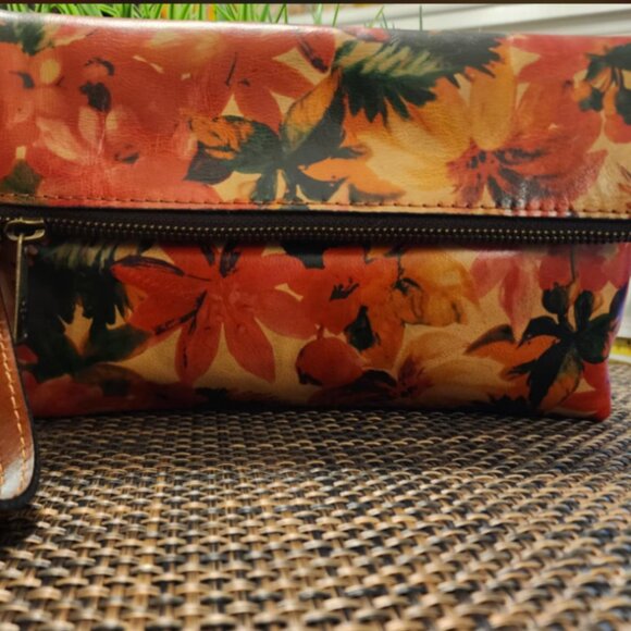 NWT Patricia Nash Leather Valerie Fold Over Wristlet Pouch - Picture 8 of 12